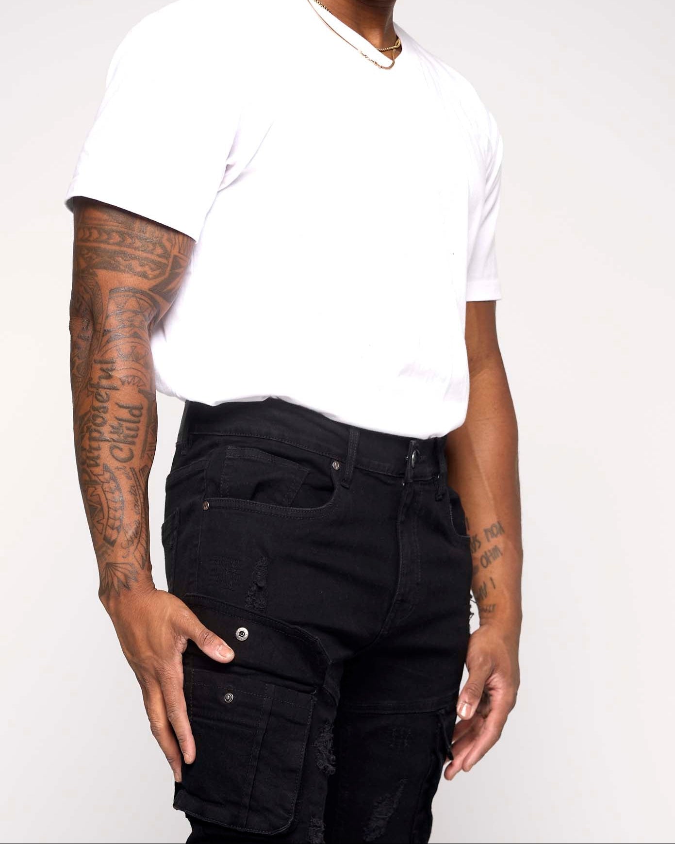 SLIM CADRE DENIM PANT